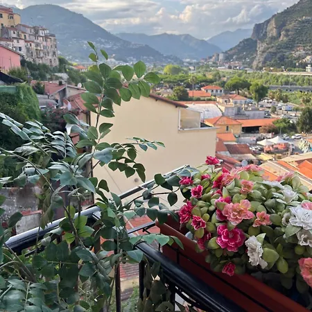 Modern Family In A Charmin Historic Neighborhood, Close To The Beach, Fast Internet! * Ventimiglia