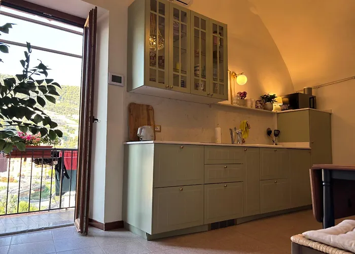 Modern Family In A Charmin Historic Neighborhood, Close To The Beach, Fast Internet! Apartamento
