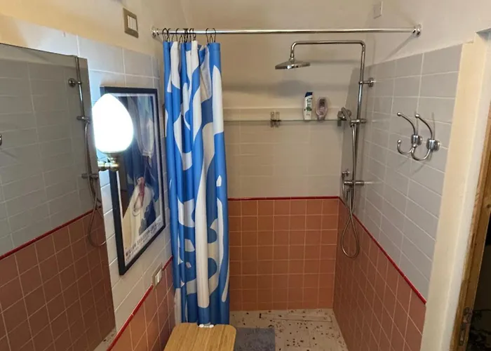 Lejlighed Modern Family In A Charmin Historic Neighborhood, Close To The Beach, Fast Internet! Ventimiglia
