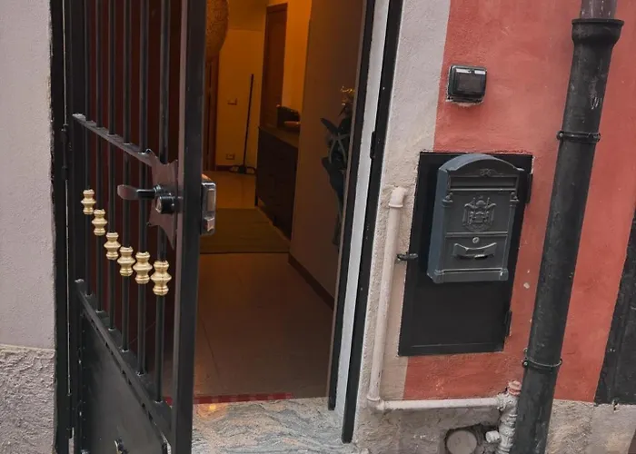 Modern Family In A Charmin Historic Neighborhood, Close To The Beach, Fast Internet! Apartman Ventimiglia