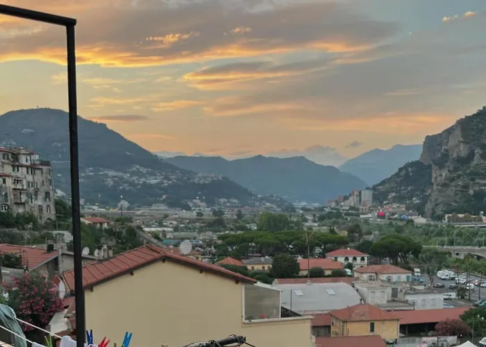 Apartman Modern Family In A Charmin Historic Neighborhood, Close To The Beach, Fast Internet!